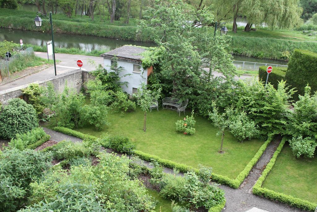 Chambres D'Hotes Les Chalands Сарґемін Номер фото