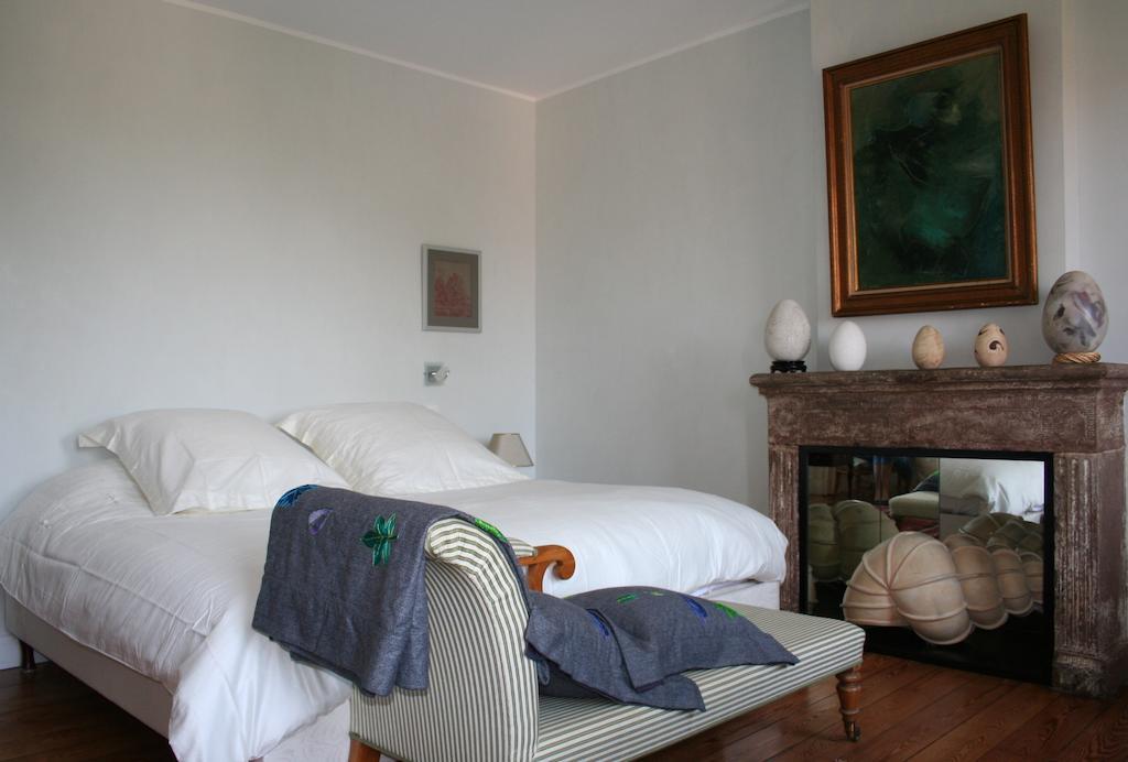 Chambres D'Hotes Les Chalands Сарґемін Екстер'єр фото